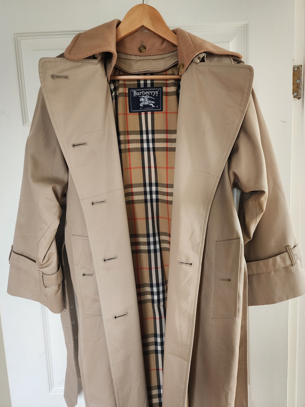 Burberrys Vintage Trench With Removable Wool Liner - Mint Condition